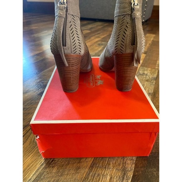 Coach Honey‎ Suede Sahara Booties - Picture 5 of 9